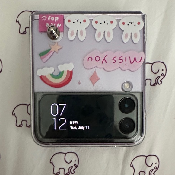 Samsung Galaxy Z Flip3 5G SM-F711U 128GB Violet (Unlocked) - Picture 1 of 8